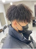 ツイストスパイラル/スパイラルパーマ/メンズ/マッシュ/眉毛