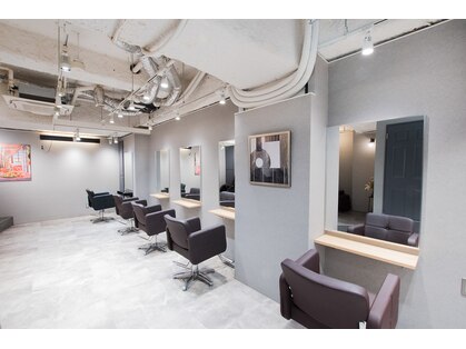 プエンテ(PUENTE)の写真