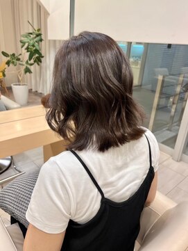 ビームズ ヘアー ブラン(Bee ms HAIR Blanc+) 小顔見せショートベージュカラーブリーチしない透明感カラー
