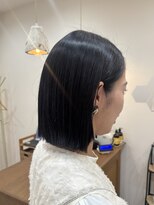 ベンジー 沖縄店(benji)&nbsp;ブルーブラック×切りっぱなしボブ