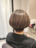 アンベリールフルー(EMBELLIR fleur)&nbsp;大人の似合わせショートボブカットスタイル
