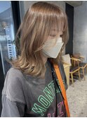 ミディアムレイヤー×グレージュ