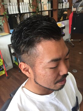 サンパ ヘア(Sanpa hair) パーマ＆フェードスタイル