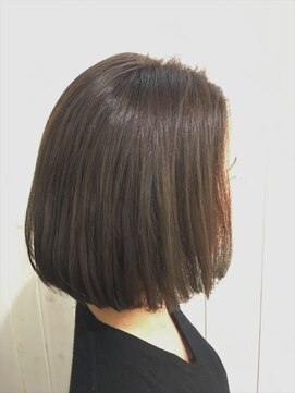 ネオリーブエム(Neolive em;) neolive em 柔らかアッシュボブ2☆☆