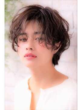 ソア 武蔵小杉(SOAR) 夏はインナーカラーとスパイラルパーマのセンシュアルショート