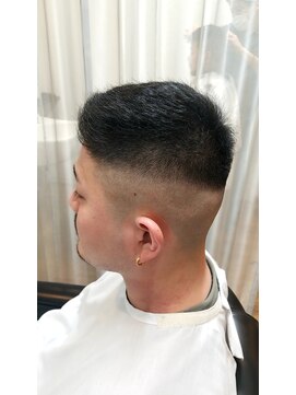 ティーズバーバー 亀有店(T's BARBER) スキンフェード