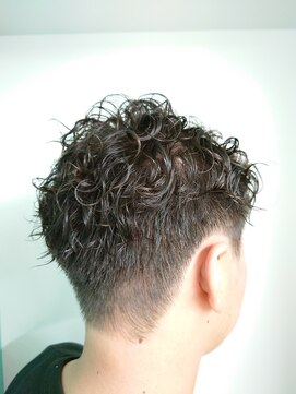 ヘアジーナ(Hair Jina) メンズスパイラルパーマ☆