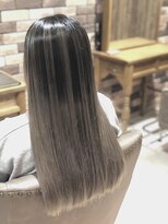 ホワイト 伊勢崎(WHITE) ブリーチ失敗歴をリペア！外国人風バレイヤージュ☆
