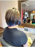 30代40代丸みシルエットボブブルーインナーカラー