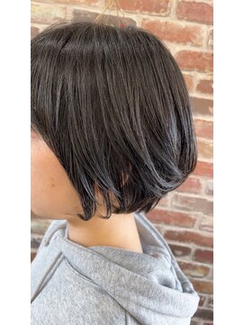 アンテール(UNTERRE) ショートボブ