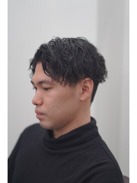 グランクラブ(GRANCLUB) カット　パーマ　フェード　シェービング　ヘッドスパ