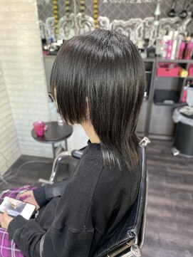 ミミック (mimic) 【ウルフカット】natural wolf style【個性的】