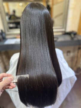 リリアン(Ririan) 【橋本】酸性縮毛矯正+自社製品髪質改善トリートメント