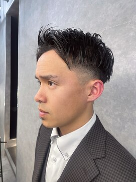 メンズサロン キング 梅田店(Men’s salon K!ng) 波巻きツイストスパイラルパーマ/フェザーパーマ/眉毛/メンズ