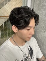 ワンズ リー 下北沢店(ONE's ly) センターパート/メンズパーマ/眉毛/下北沢