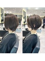 バンプ ギンザ(BUMP GINZA)&nbsp;30代40代50代ひし形大人美人ショートボブ白髪ぼかし秋カラーer