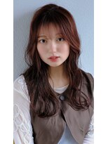 スリーヌーン(THREE noon)&nbsp;赤みブラウンx透け感ウェーブ