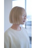 ハイトーンカラー／顔周りボブ