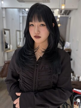 アメリ(AMELIE) ブルーブラック×レイヤーカット