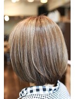 リッツファミリーズピコ めがね橋店(RIT FAMILYZ PIKO)&nbsp;アッシュ系透明感カラー　ボブ