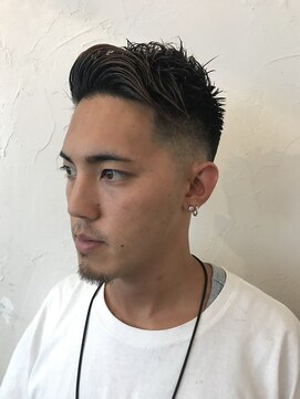 クレスト 草津店(CREST) ショートフェードカット
