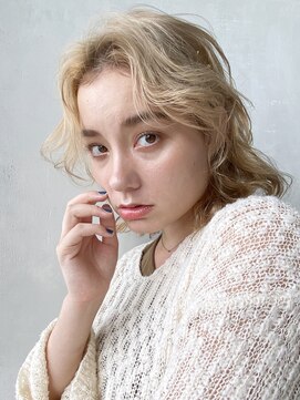 アイティー バイ アルバム 中野店(IT by ALBUM) ハイトーンボブ_クールショートピンクベージュボブルフ_8073