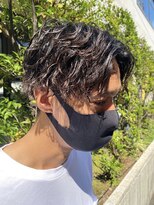 クオル 立川(QOL)&nbsp;ツイストスパイラルパーマメンズパーマセンターパートマッシュ