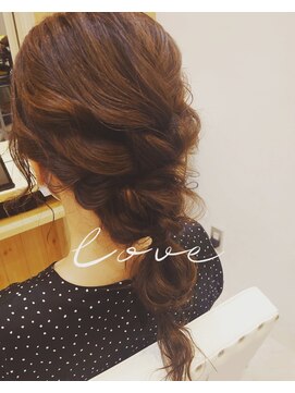 ビスポーク(BESPOKE) 20代30代大人可愛いお呼ばれスタイル編みおろしグレージュ