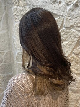 アムネシア たまプラーザ(AMNESIA) インナーカラー/イヤリングカラー/グレージュカラー