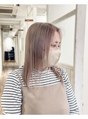 ホワイトベージュ