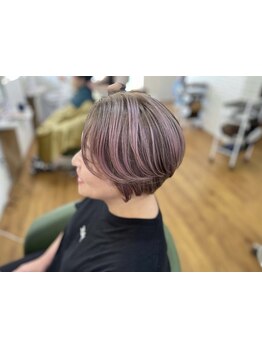 いつまでも若々しく綺麗に♪根元もしっかりカバーし、オシャレで自然な仕上がりに！理想の色味を実現☆