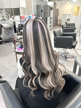 シェイロ(Cielro) 【ブラック×ホワイト/ストライプカラー】SAKI