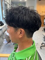 フゥ 宇都宮(FeU)&nbsp;波巻きパーマメンズパーマメンズヘアツーブロックツイストパーマ