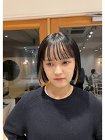 スタン 渋谷(Stam)&nbsp;インナーカラーイヤリングカラーインナーブロンドインナーボブ