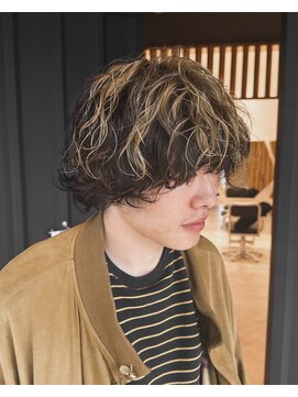 コルバース(COL BIRTH) アンブレラカラー スパイラルパーマ マッシュ