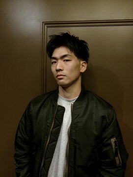 マチルダ(Matilda) 刈り上げスパイキーショート