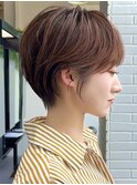 大人の可愛げは、“丸み”でつく 丸みショート