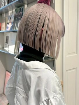 リリック(LYLICK) 肌馴染みの良いグレージュ