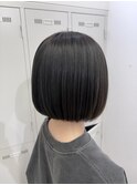 暗めオリーブグレージュ
