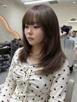 リラ バイ ミラ 新宿(LILA by MILA)&nbsp;ナチュラルブラウン×レイヤーカット