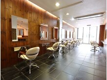 ルアン 大分駅店(ruen)の雰囲気（フェザーパーマ/シャドウパーマ/ツイストスパイラルパーマ/Men's）