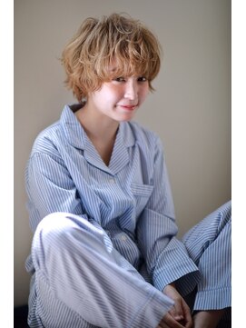 ラべリー 池袋(LOVELEY) アンニュイカールクラシカルフェザーボブ