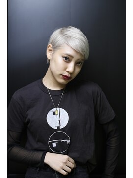 ココ 原宿(KOKO) 【GUEST_STORY】 White #ケアブリーチ#ダブルカラー