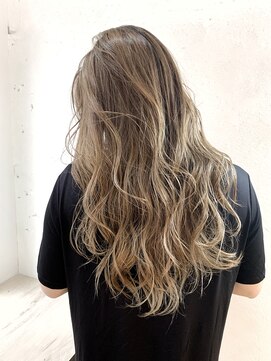 ヘアーワークス ヘルム 渋谷店(HAIR WORKS HELM) 【HELM渋谷】ブラウンベージュ