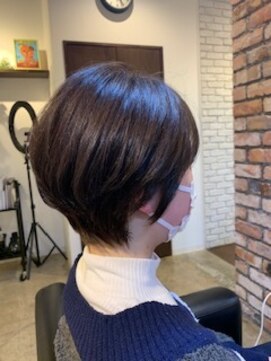 マヒカ(MAGICA) 丸みショート