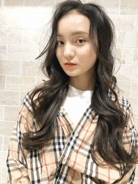 ワット 原宿店(W) 【W-ワット-原宿店 】＊韓国風ゆるふわ愛されロング＊