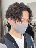 フィフス 原宿(fifth)&nbsp;無造作ツイストスパイラルパーマツーブロックマッシュコンマヘア