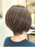 ショートボブ