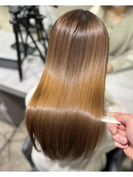 キュア 表参道(CURE) 黒髪/グレージュカラー/ココアベージュ/ヘルシーロング/表参道