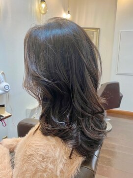 ノーヴェ(Nove) パーソナルカラー診断　ブルベ夏　ナチュラルハイライト